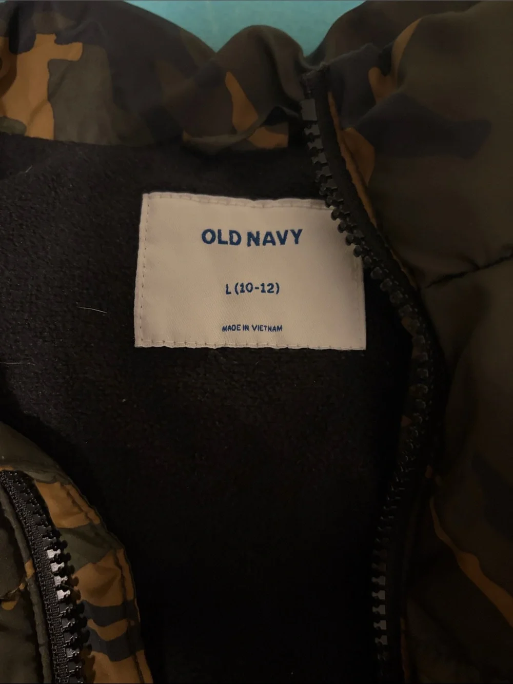 Old Navy Kids Camouflage Puffer Vest - Black/Olive/Brown - Large